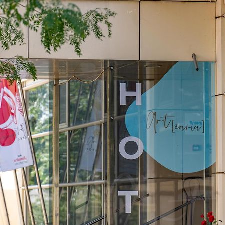 Artearia Hotel Бьеловар Экстерьер фото
