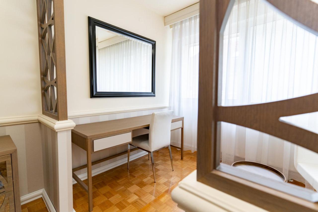 Artearia Hotel Бьеловар Экстерьер фото